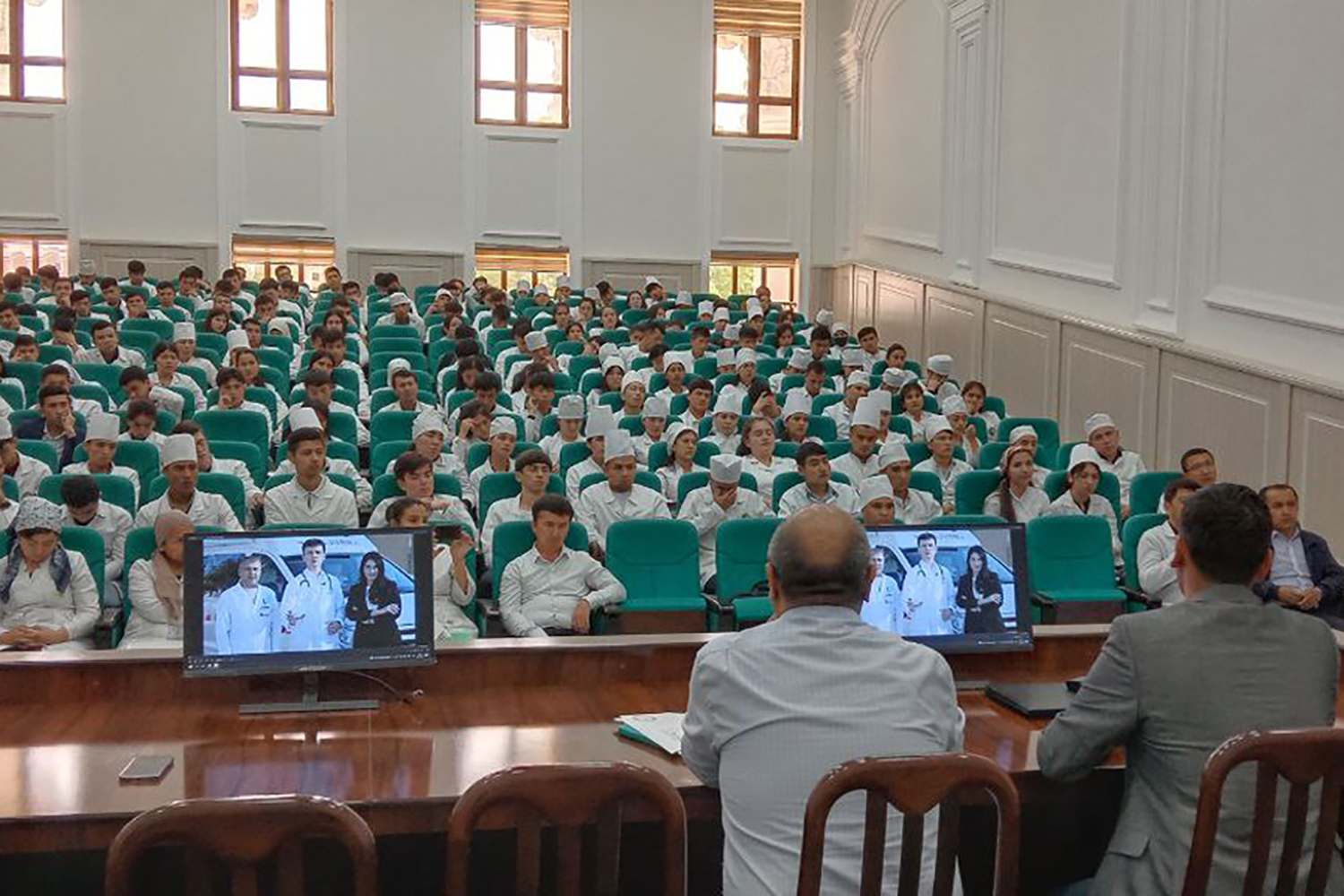 Презентация компании «Как устроиться на работу»